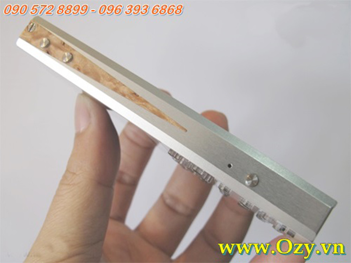 bán điện thoại mobiado 712